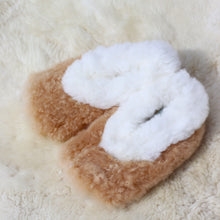 Load image into Gallery viewer, Soft alpaca leather slippers (sizes 36–44)