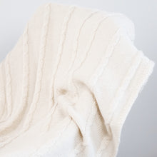 Load image into Gallery viewer, Scarf with braids