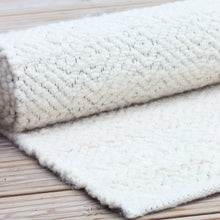 Load image into Gallery viewer, 100% alpaca wool rug