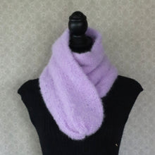 Load image into Gallery viewer, Soft scarf with alpaca wool