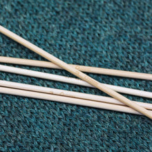 Load image into Gallery viewer, Bamboo knitting needles