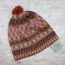 Load image into Gallery viewer, Patterned beanie hat