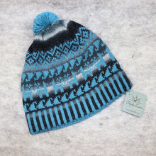 Load image into Gallery viewer, Patterned beanie hat