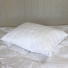 Load image into Gallery viewer, Alpaca wool pillow