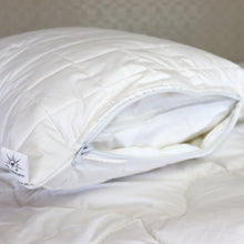 Load image into Gallery viewer, Alpaca wool pillow