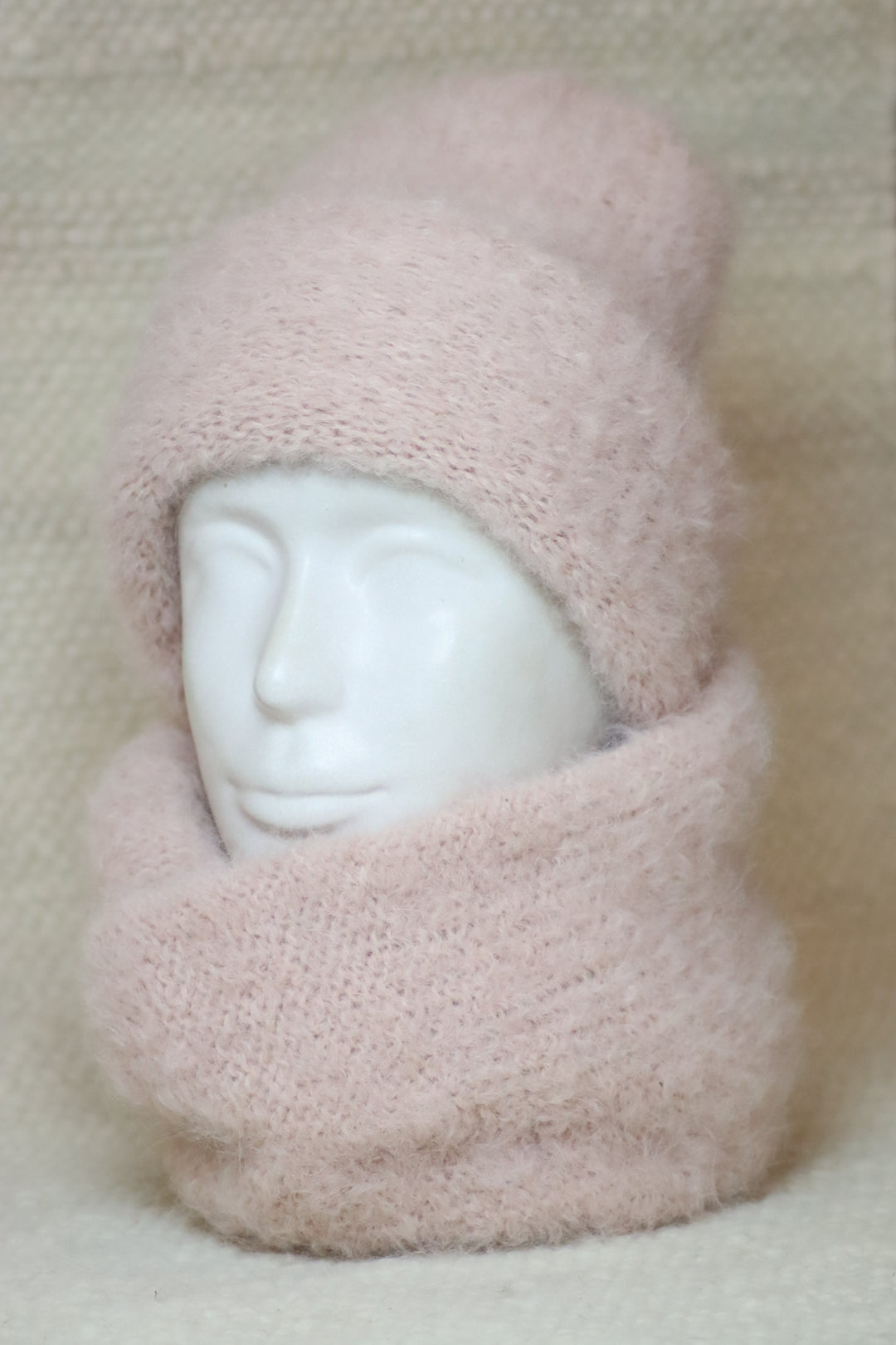 Soft alpaca wool infinity scarf - Puffy