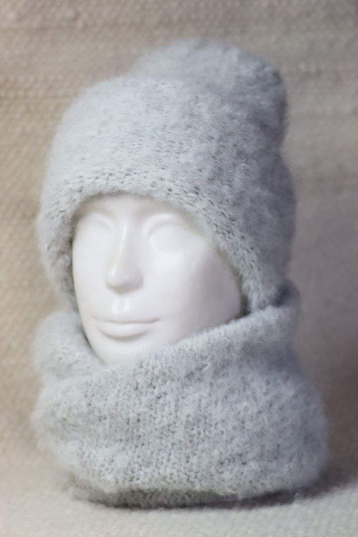 Soft alpaca wool infinity scarf - Puffy