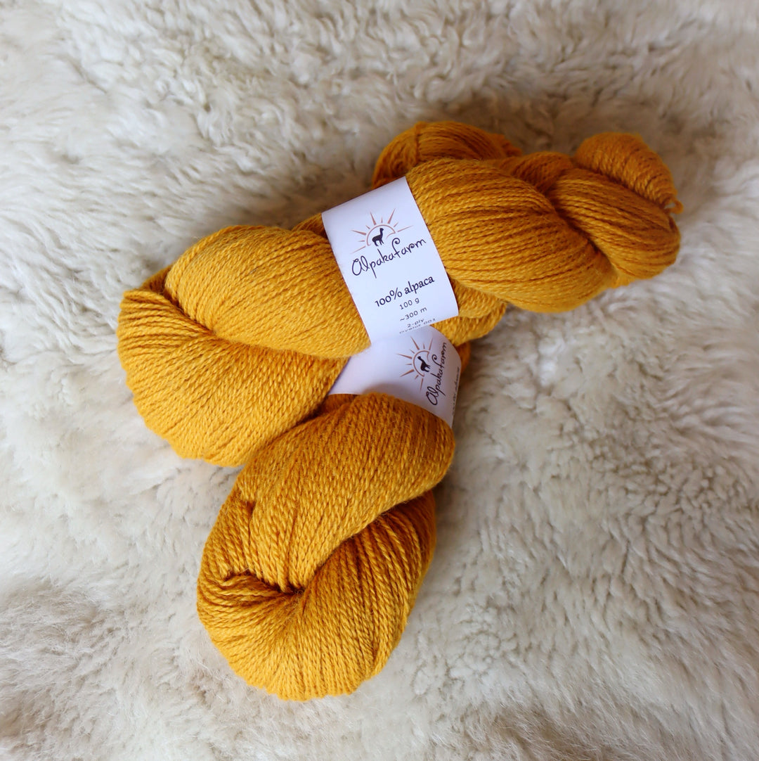 100% alpaca yarn