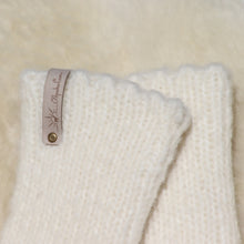 Load image into Gallery viewer, Women&#39;s thick mittens
