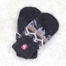 Load image into Gallery viewer, Alpakavillased laste käpikud
