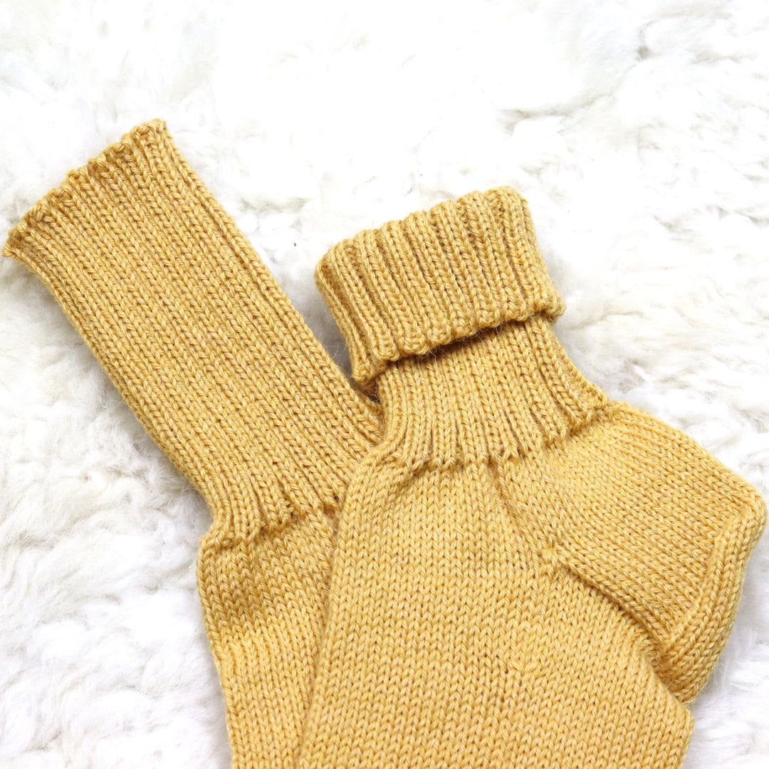 NEW! Solid color socks