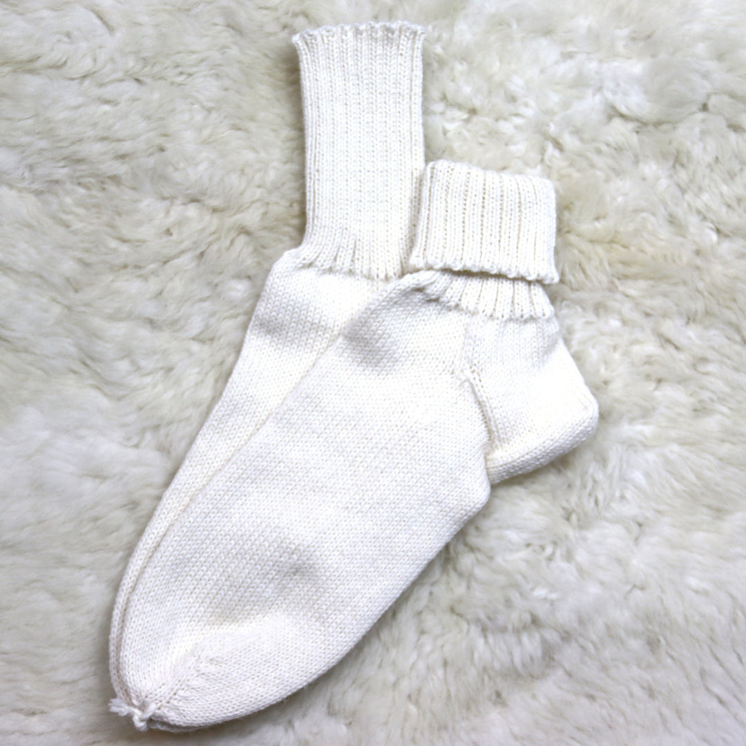 NEW! Solid color socks