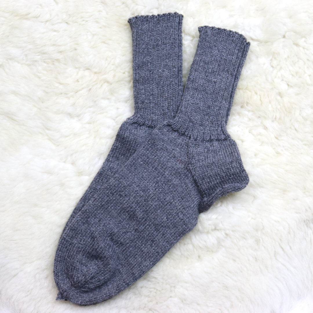 NEW! Solid color socks