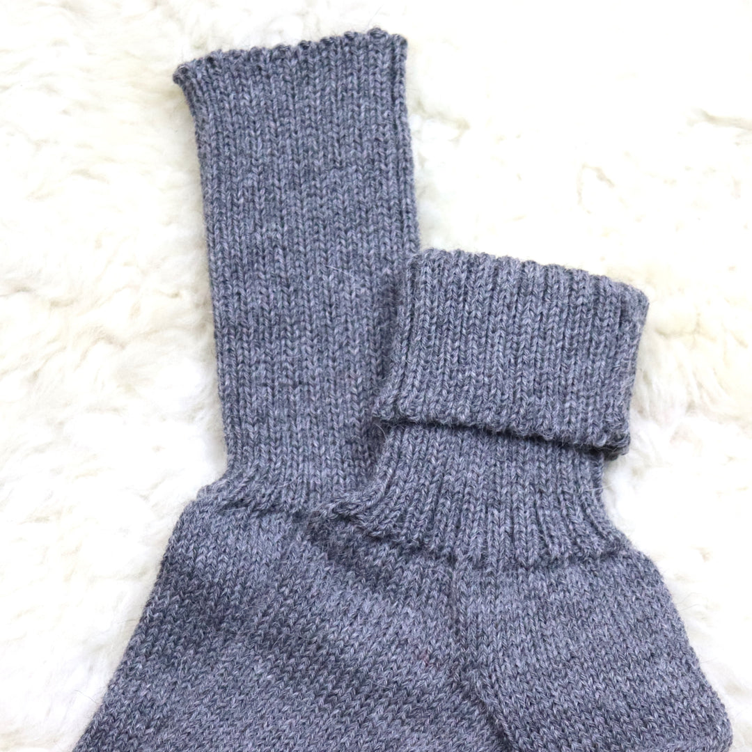 NEW! Solid color socks
