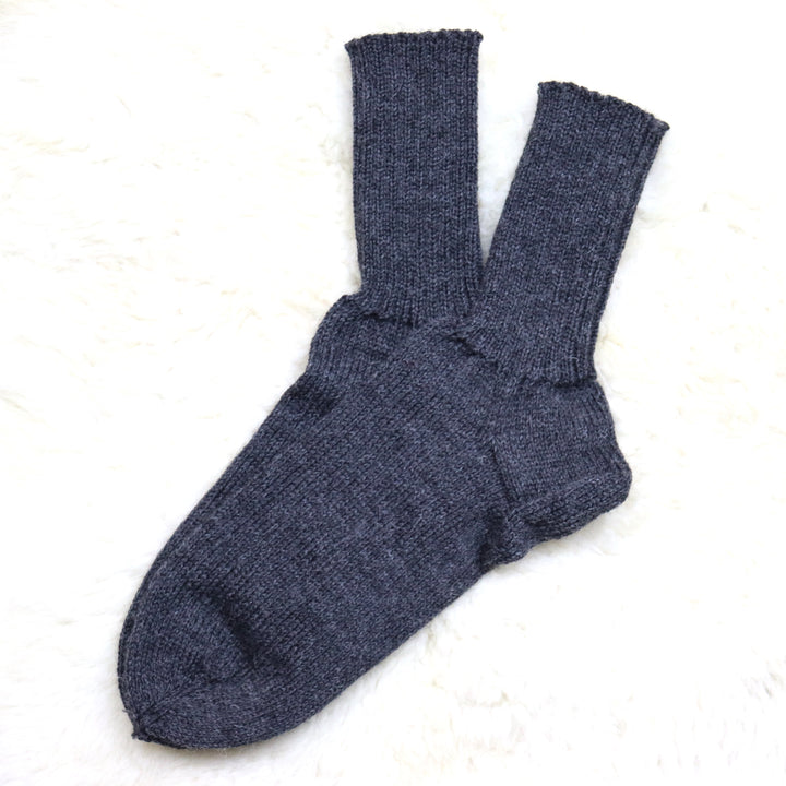 NEW! Solid color socks