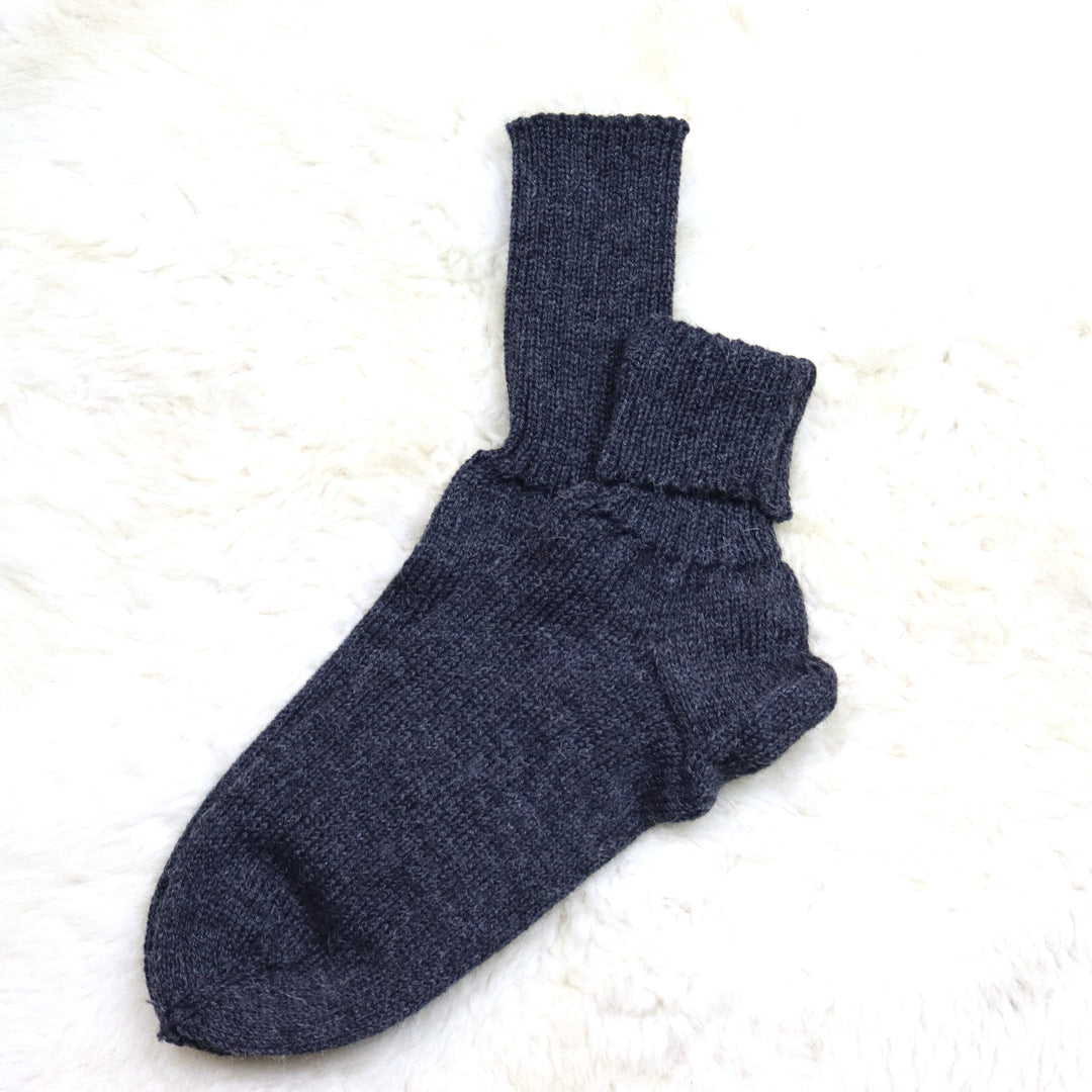NEW! Solid color socks