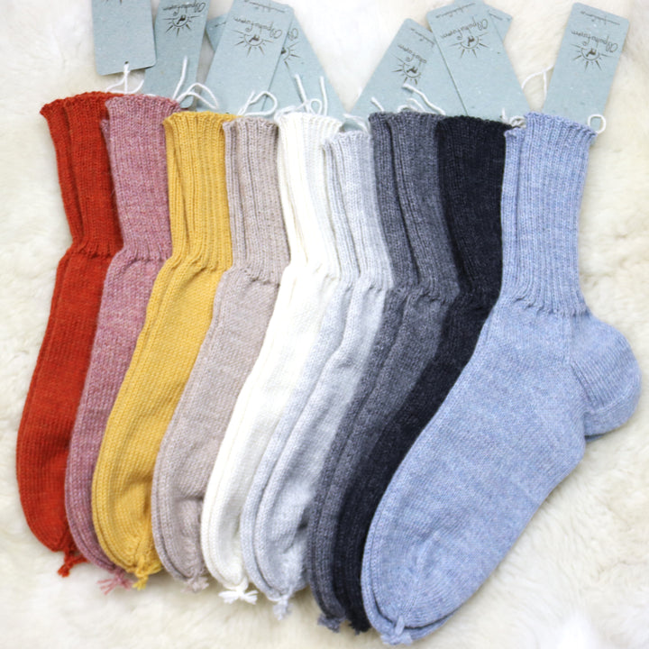 NEW! Solid color socks