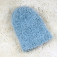 Load image into Gallery viewer, Furry hat with alpaca wool
