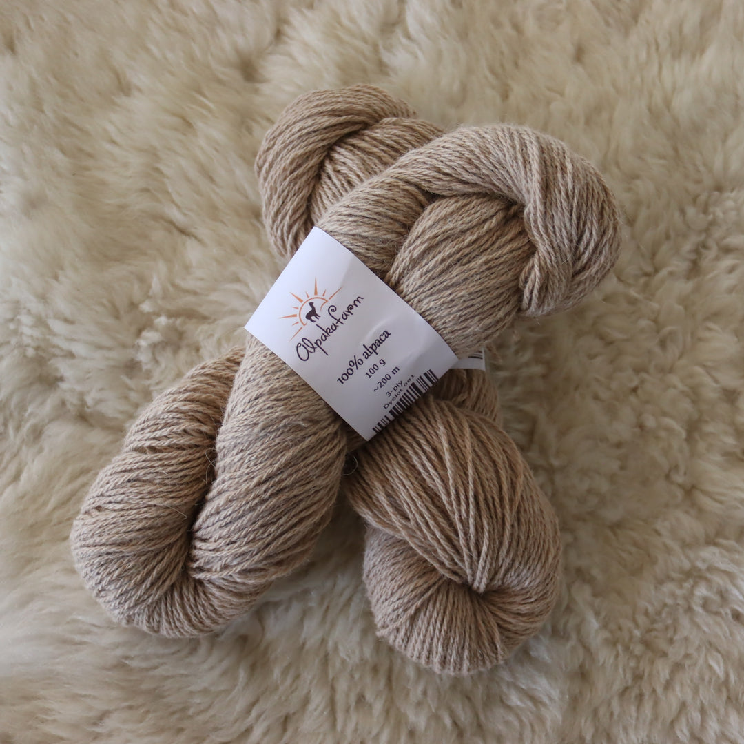 100% alpaca yarn