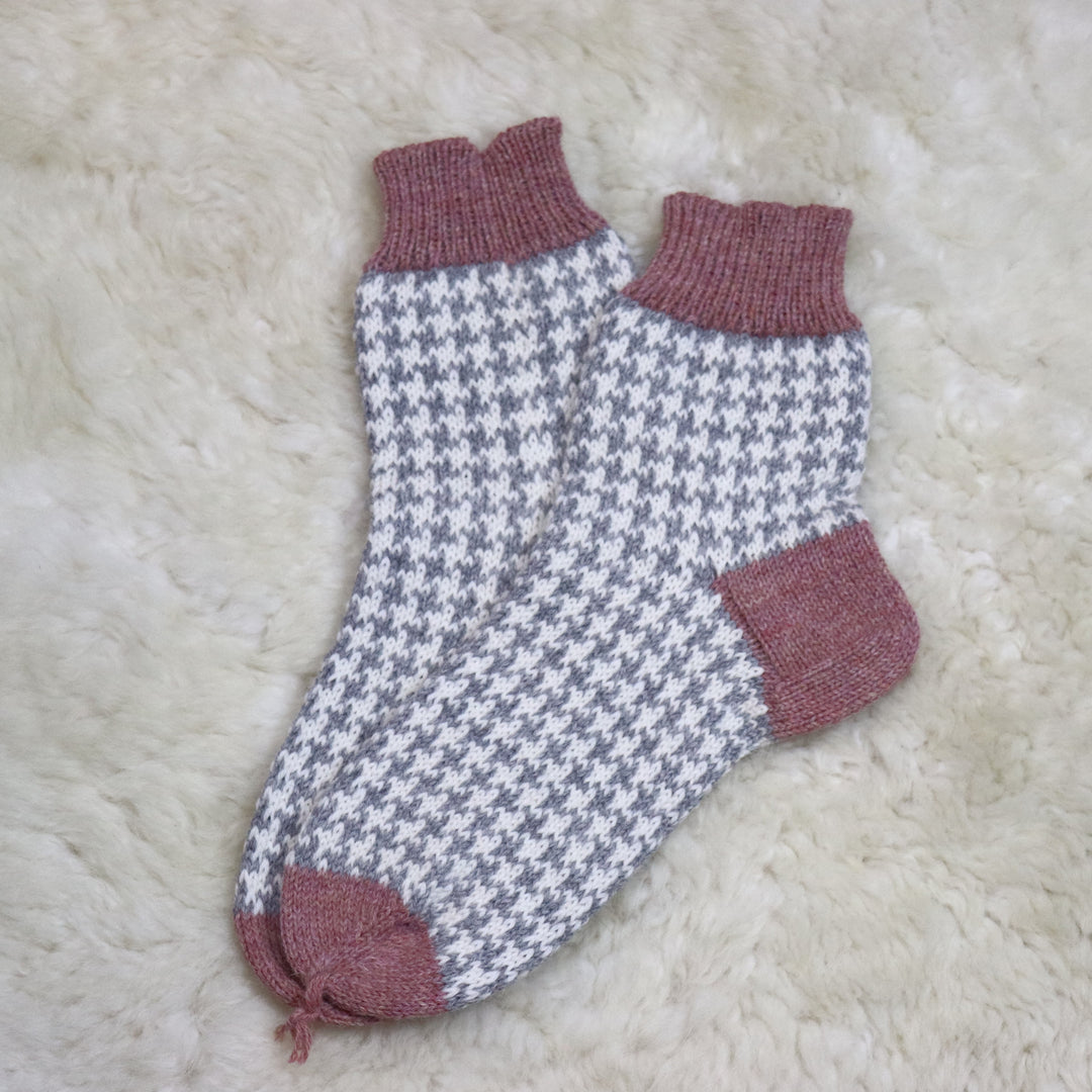 AVAILABLE AGAIN! Retro socks