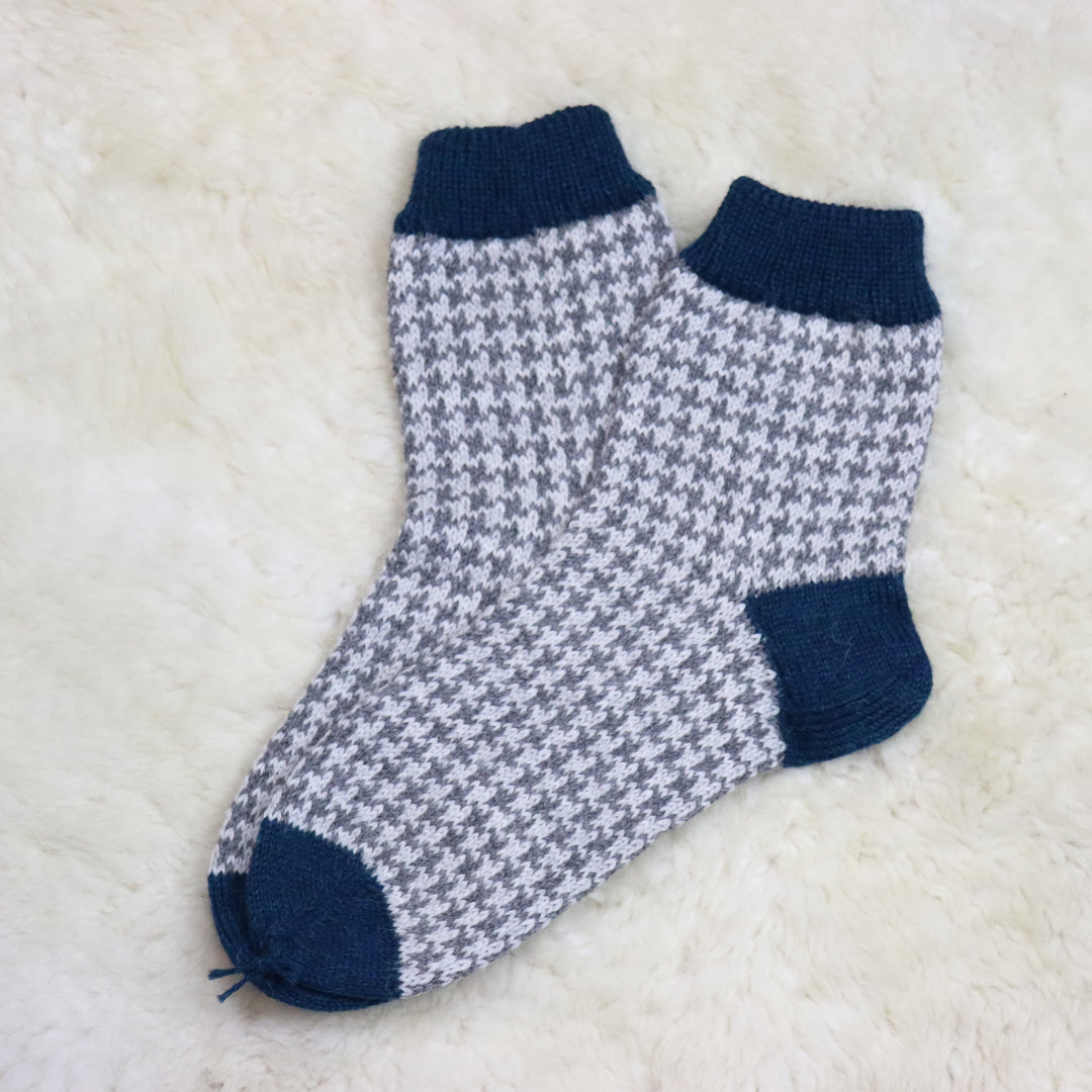 AVAILABLE AGAIN! Retro socks
