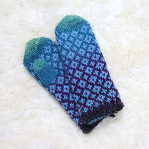 Patterned mittens for children (2-3 years)