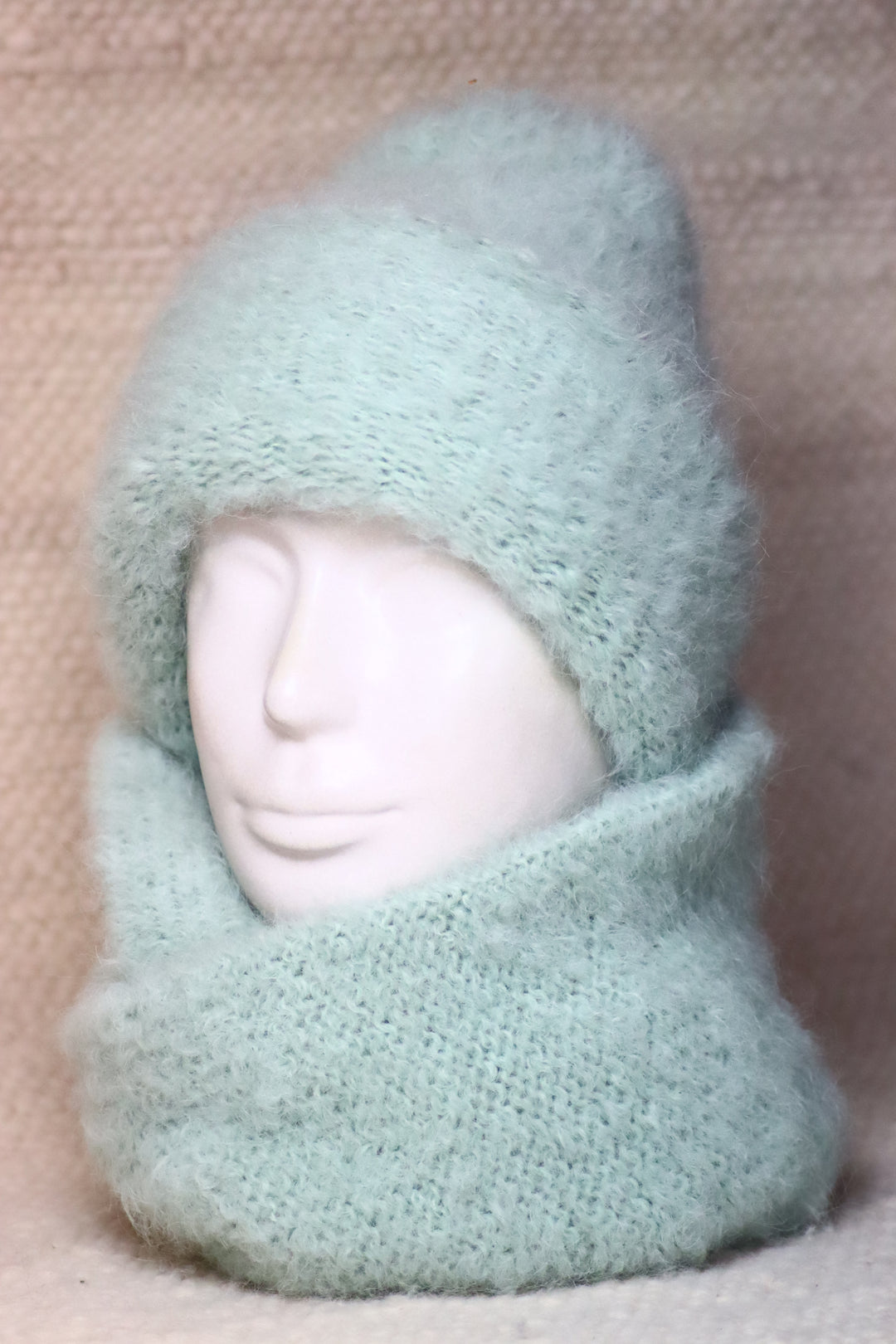 Soft alpaca wool infinity scarf - Puffy