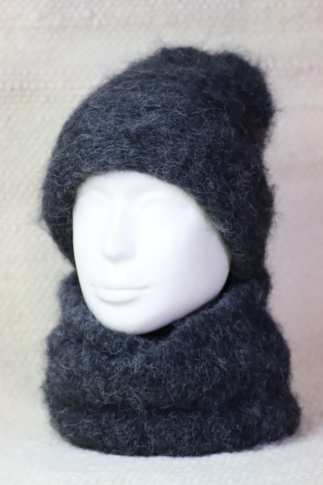 Soft alpaca wool infinity scarf - Puffy