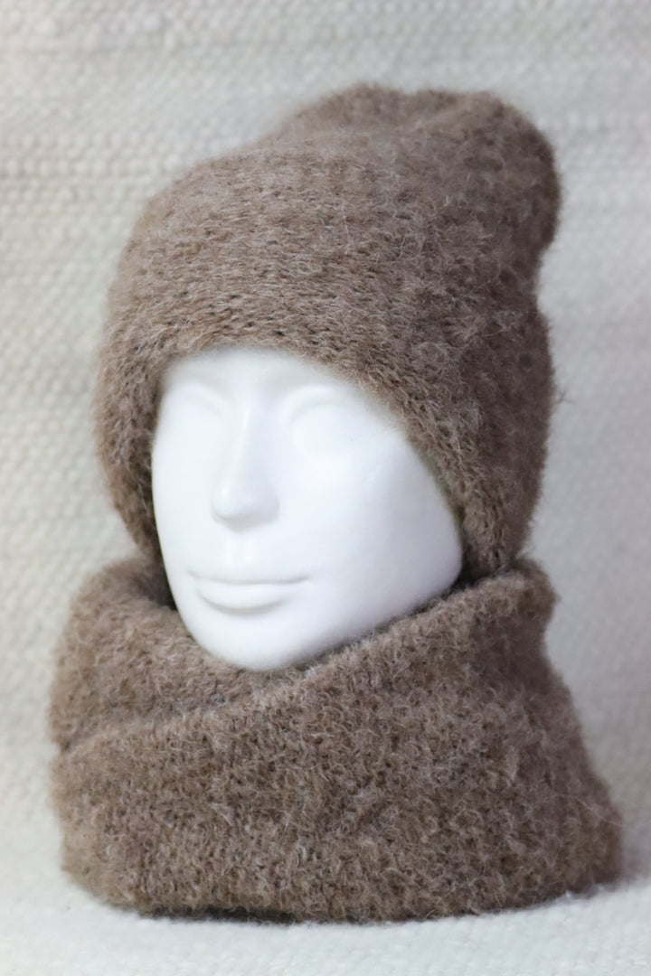 Soft alpaca wool infinity scarf - Puffy