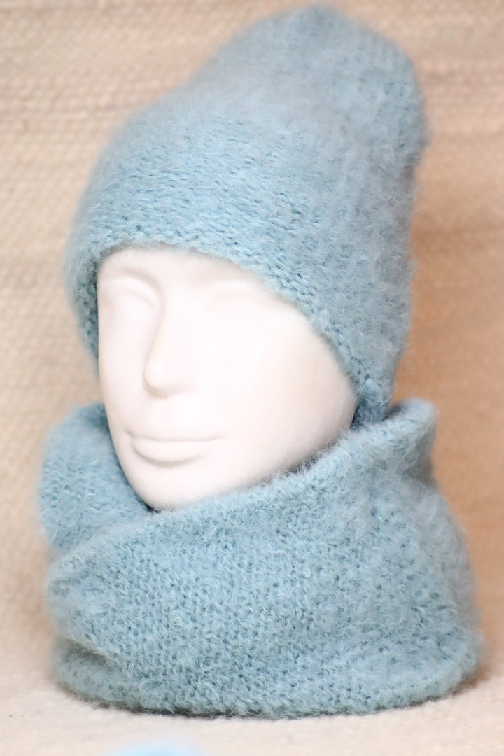 Soft alpaca wool infinity scarf - Puffy