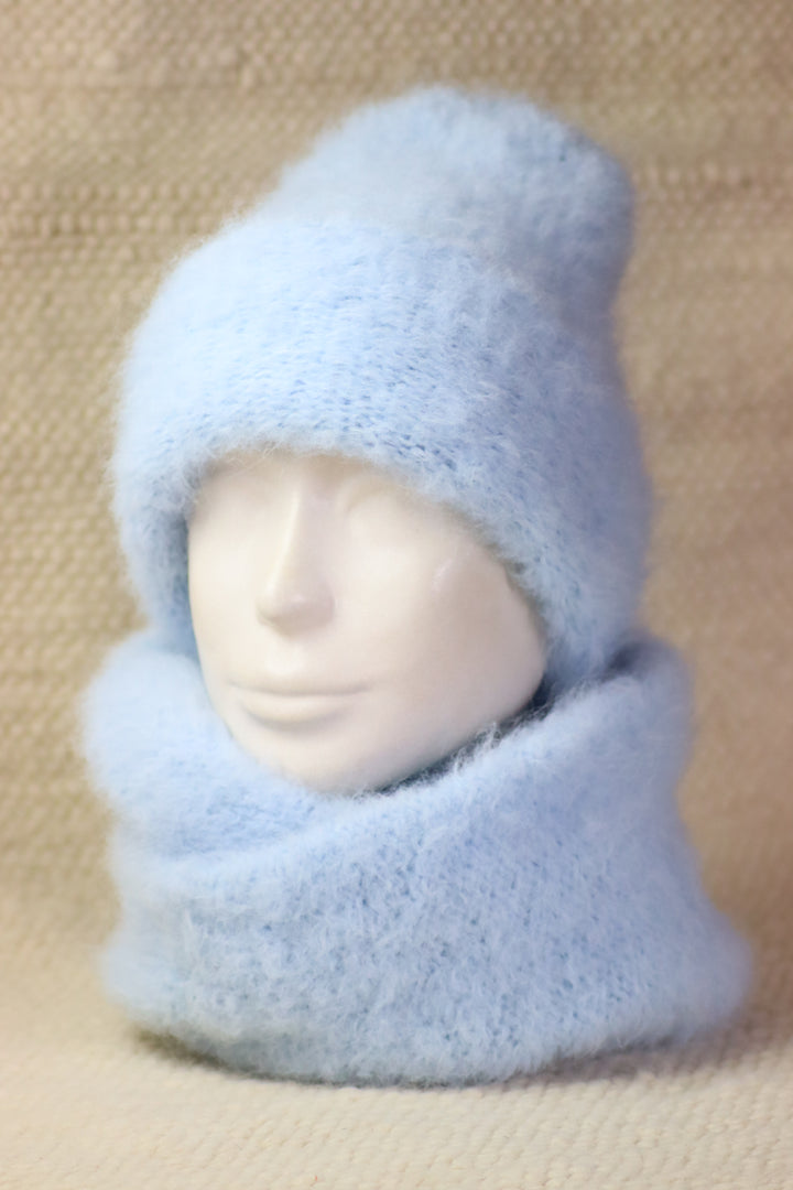 Soft alpaca wool infinity scarf - Puffy