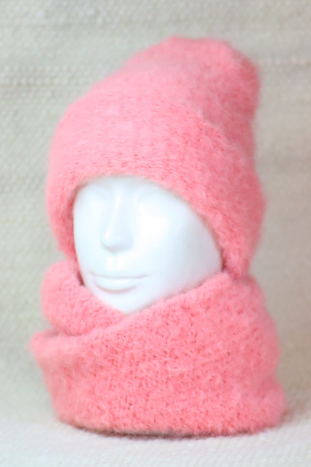 Soft alpaca wool infinity scarf - Puffy
