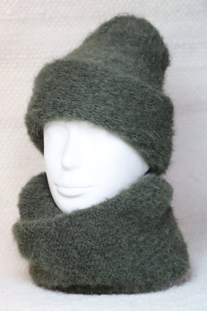 Soft alpaca wool infinity scarf - Puffy