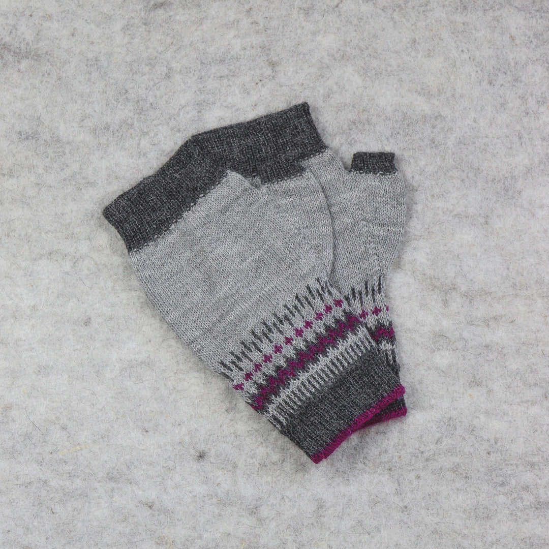 Fingerless gloves