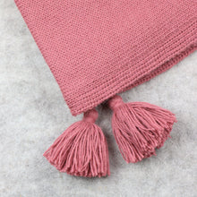 Load image into Gallery viewer, Two in one: poncho-scarf
