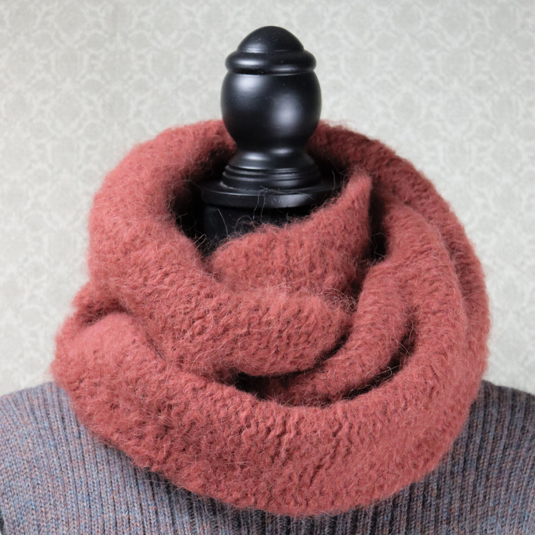 Soft ring scarf with alpaca wool