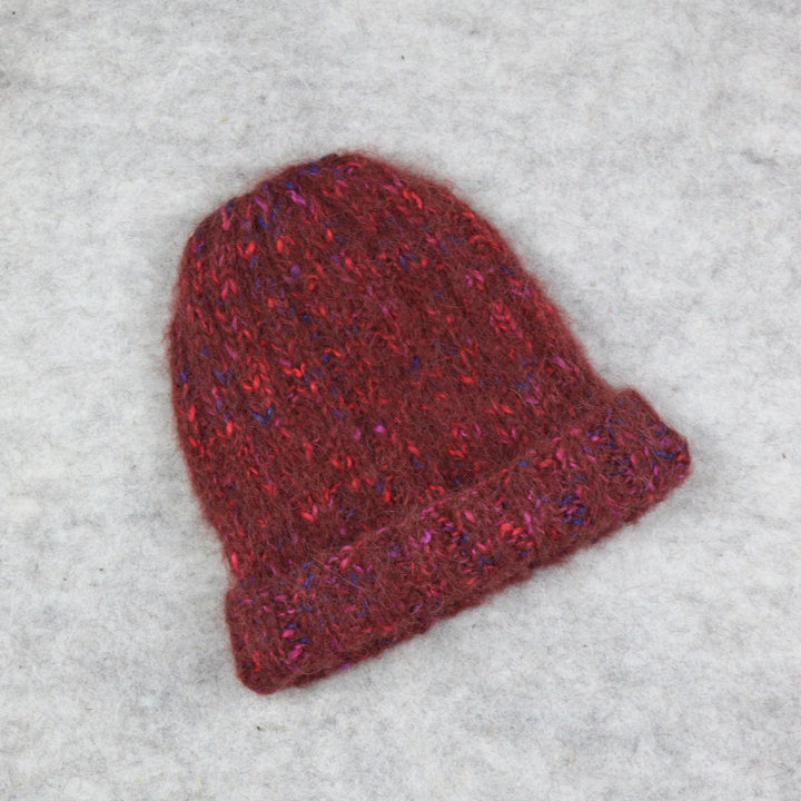 Hat made of blended yarn