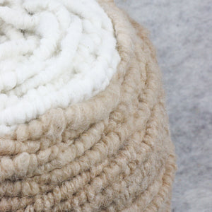 Carpet yarn (100% alpaca)