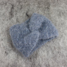 Load image into Gallery viewer, NEW! Hostess knitted soft headband
