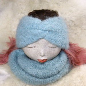 NEW! Hostess knitted soft headband